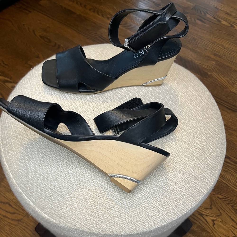 Franco Sarto NEW NEVER WORN wedge sandal